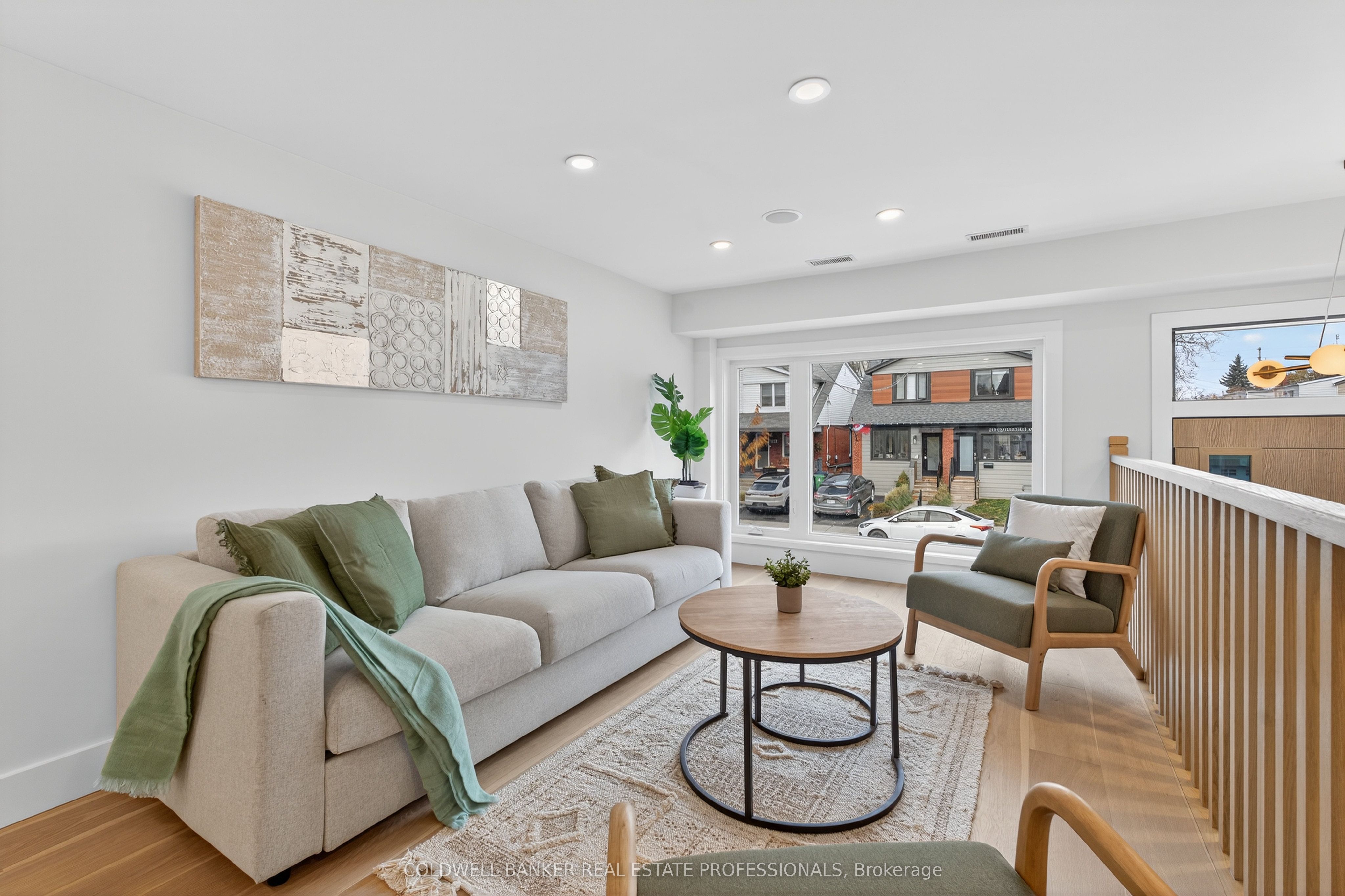 Additional image 5 of 223 Queensdale Avenue, Toronto, ON, M4C 2B1