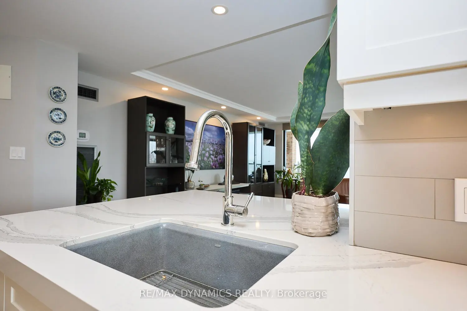 Additional image 5 of 701 Geneva Street 1504