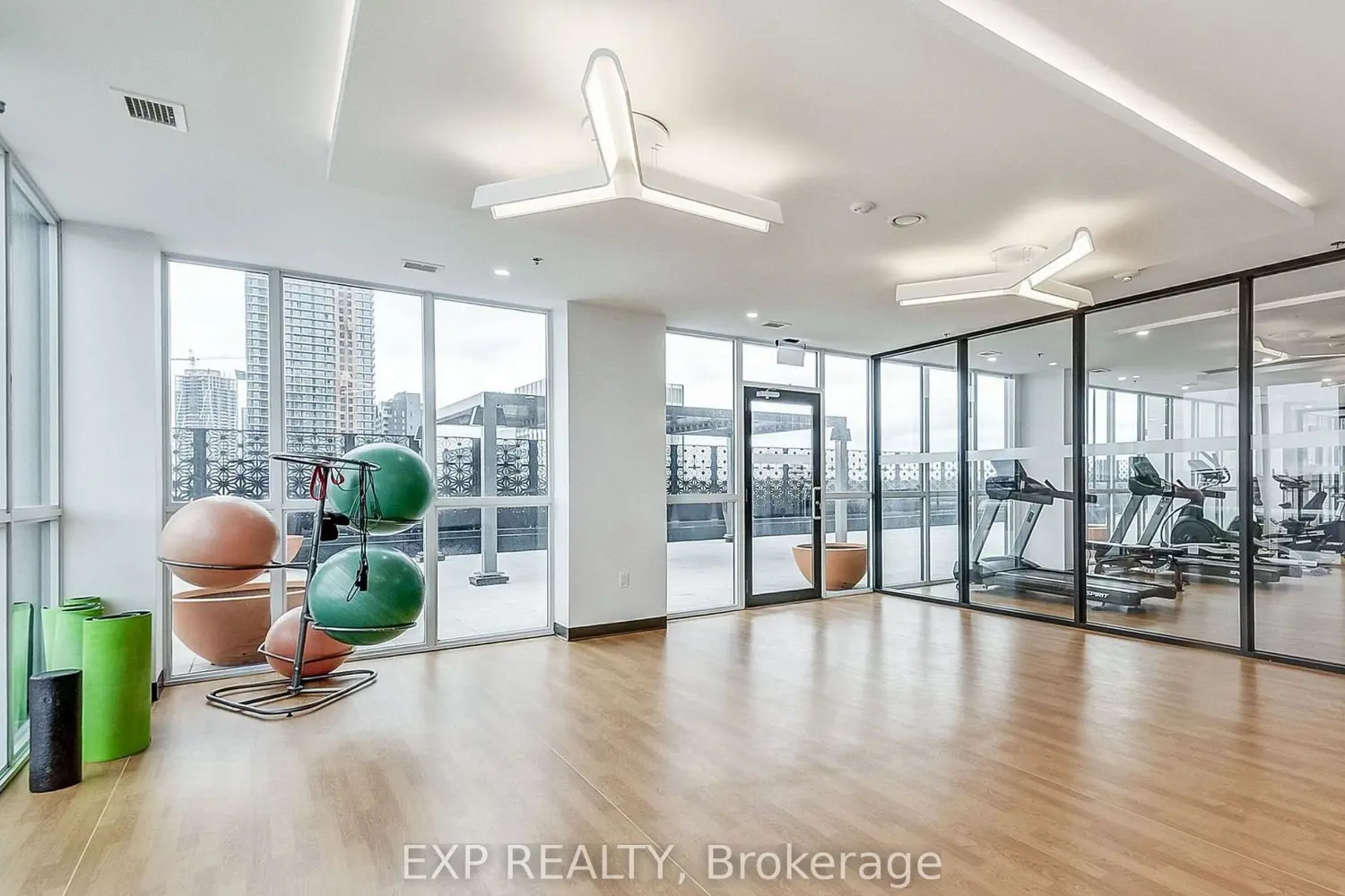 Additional image 14 of 60 Charles Street 1108B