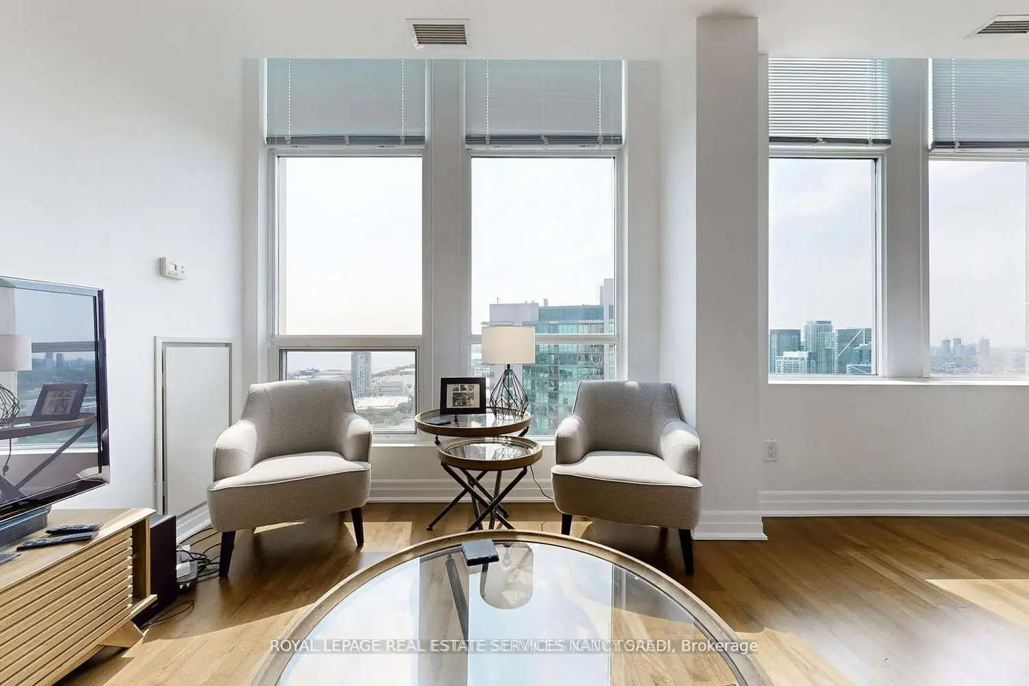 Additional image 8 of 628 Fleet Street Ph01