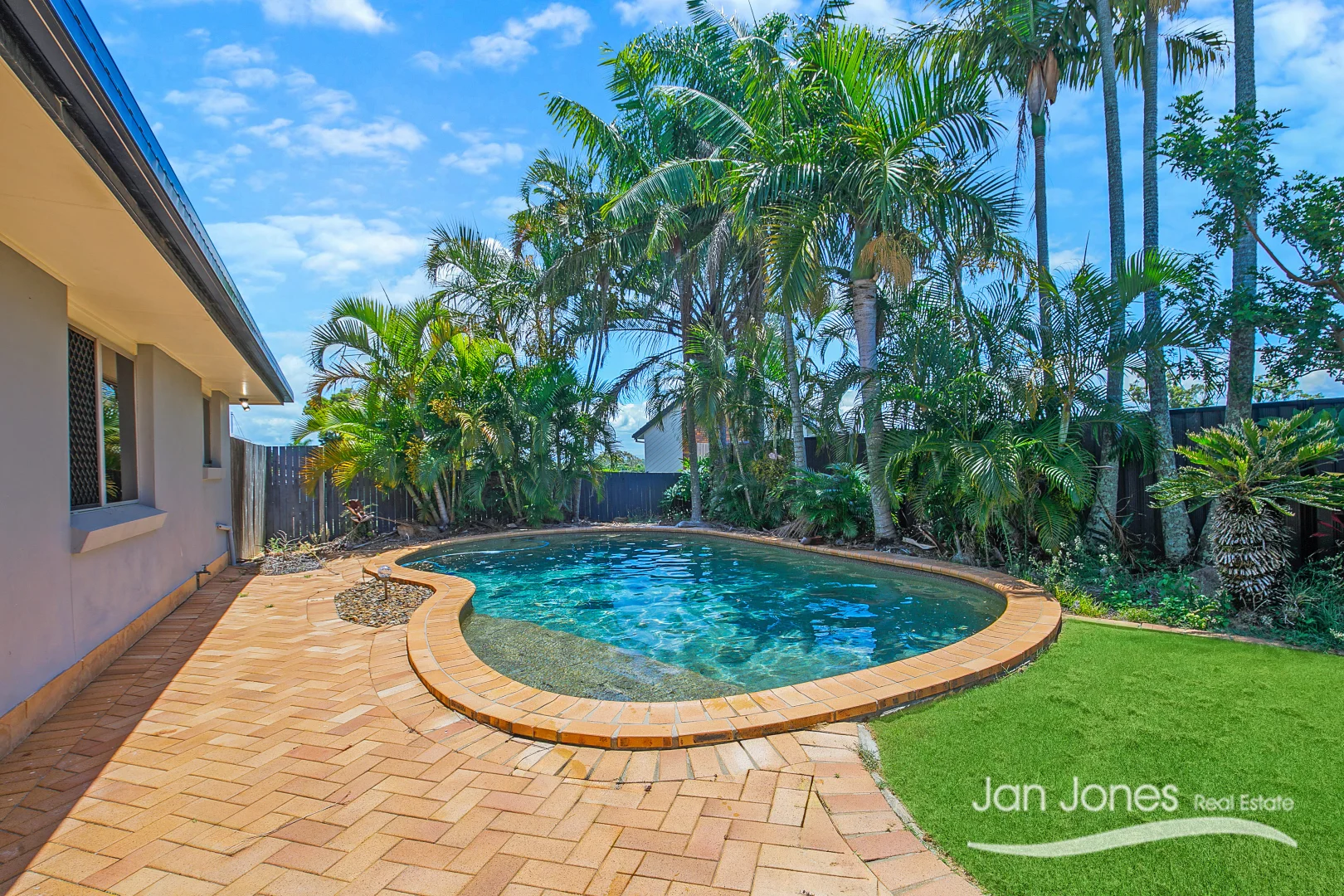 Additional image 14 of 6 Arizonica Drive, Clontarf QLD 4019