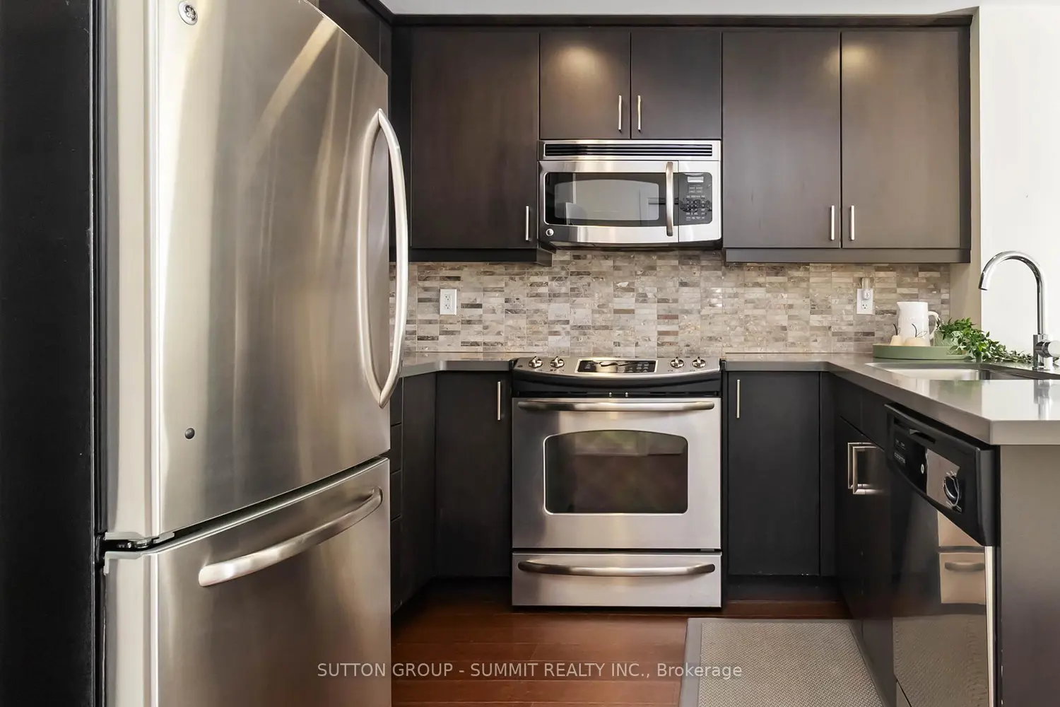 Additional image 4 of 551 Maple Avenue 816