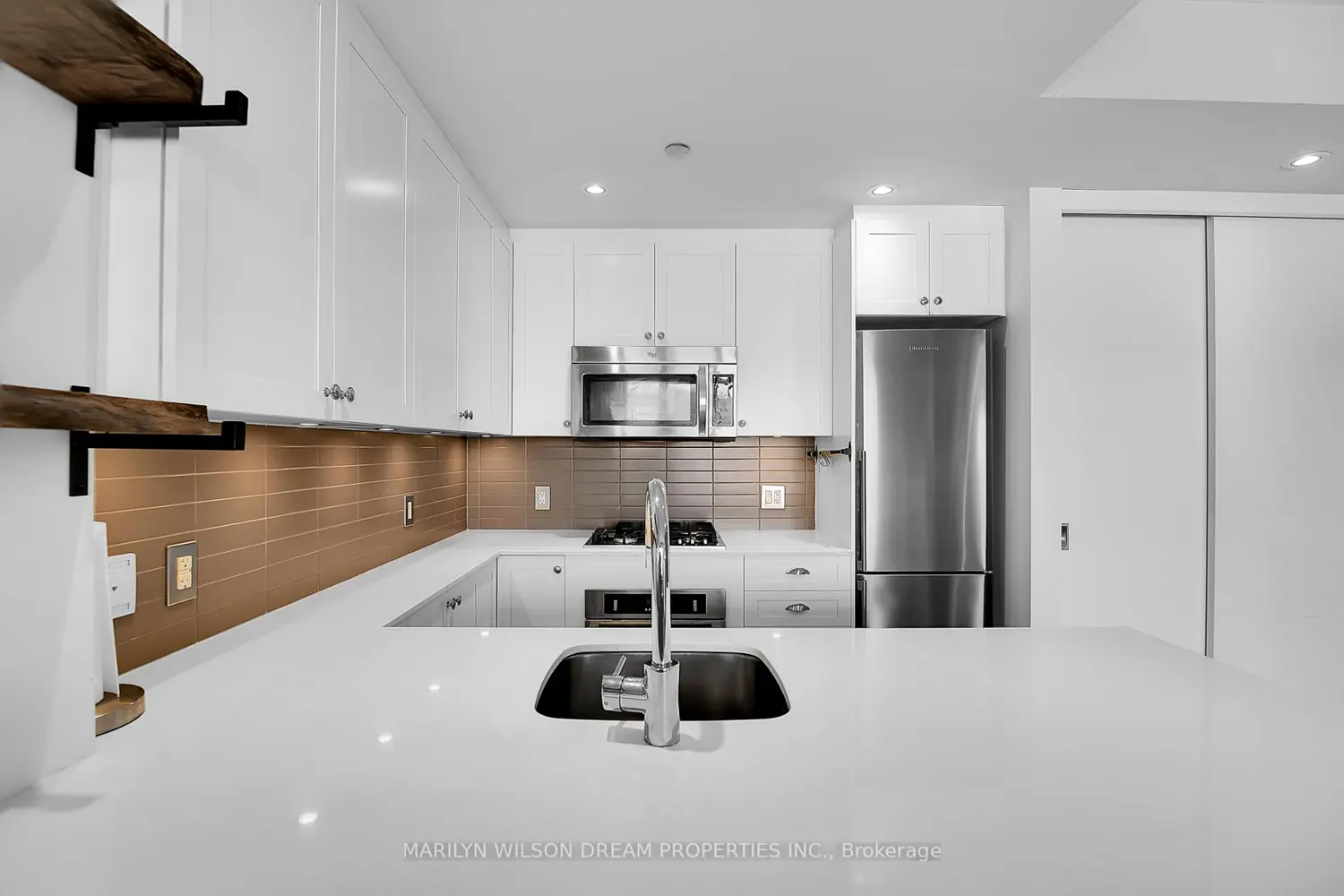 Additional image 9 of 7 Marquette Avenue 612