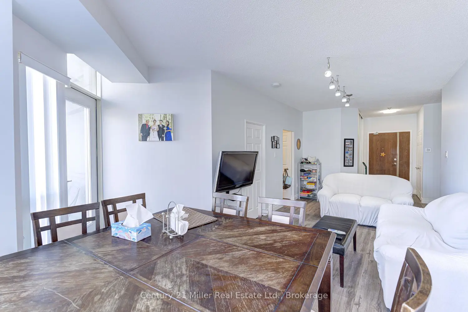 Additional image 11 of 2511 Lakeshore Road 319