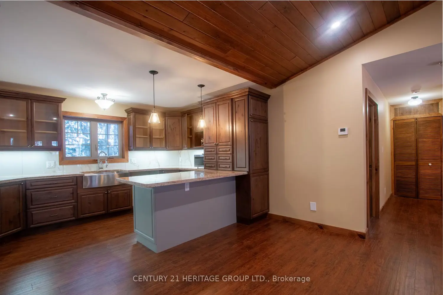 Additional image 6 of 35 Keefer Street