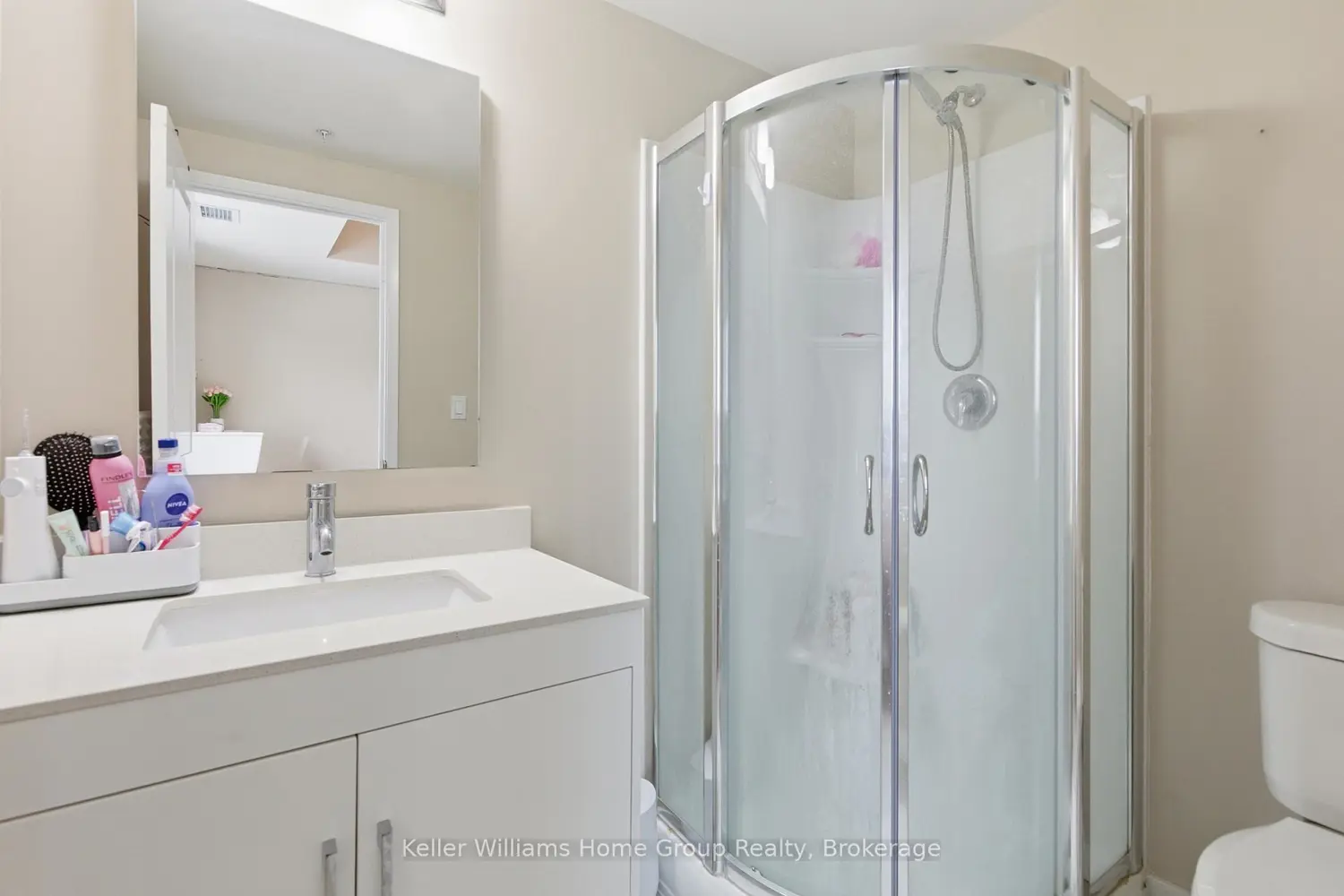 Additional image 10 of 1219 Gordon Street # 106