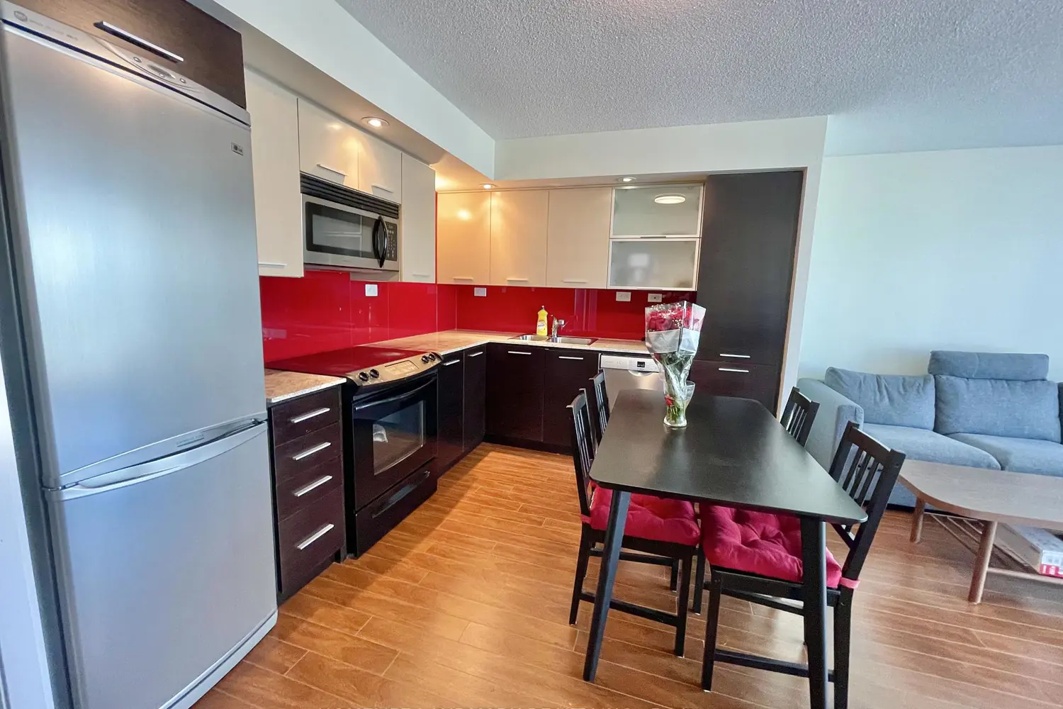 Additional image 5 of 8 Telegram Mews 1610