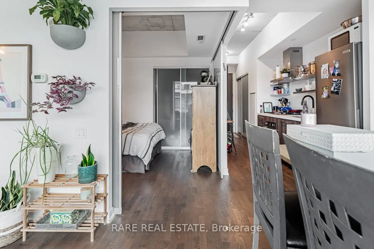Additional image 14 of 560 King Street 1004