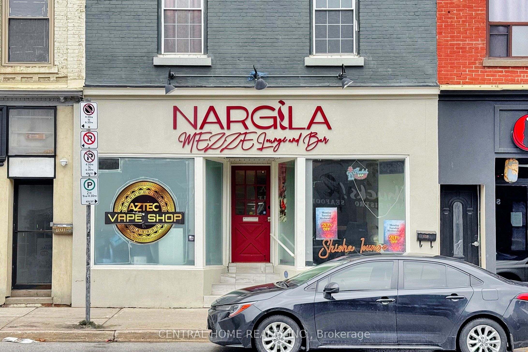 15231 Yonge Street, Aurora, ON, L4G 1L8