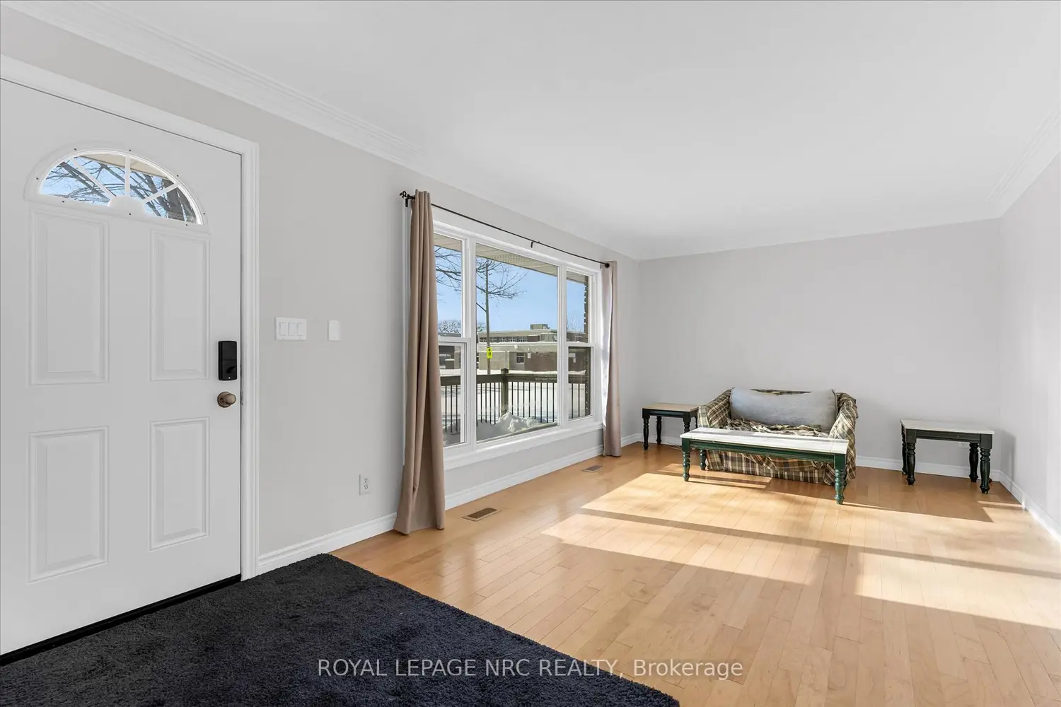 162 Ryerson Street photo 2