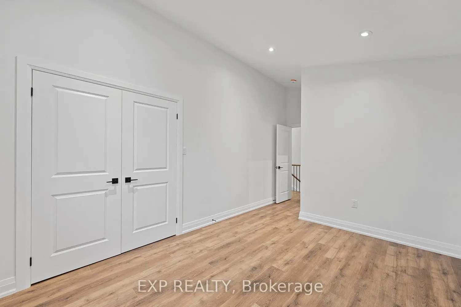 Additional image 12 of 168 Berczy Street