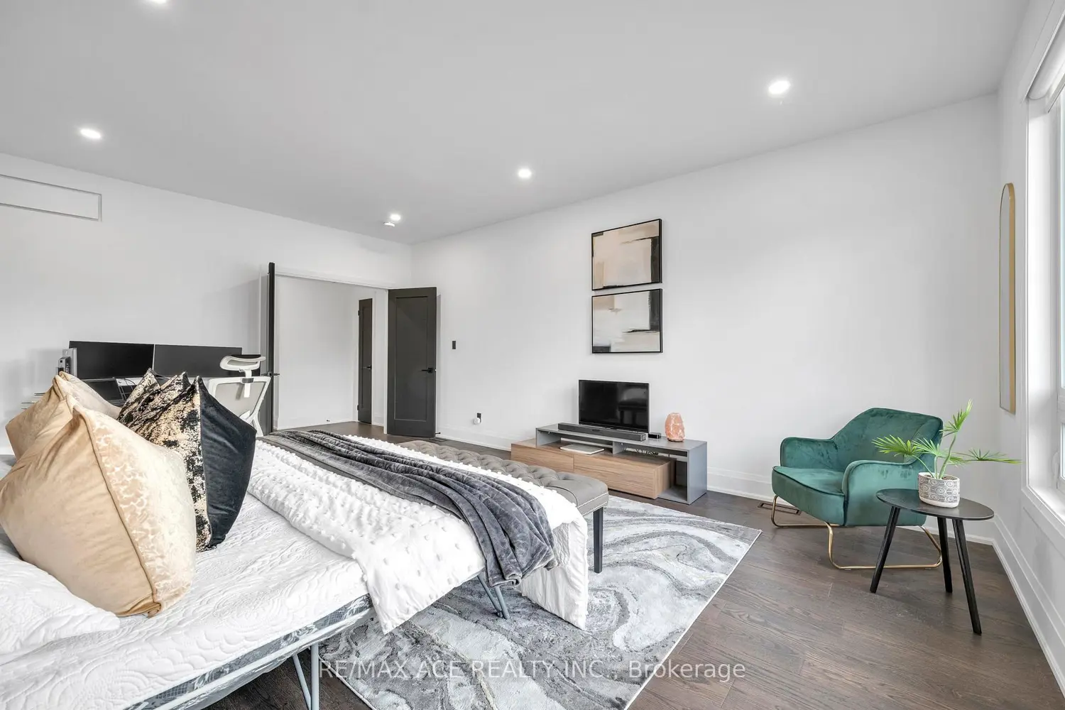 Additional image 18 of 19 Burcher Road