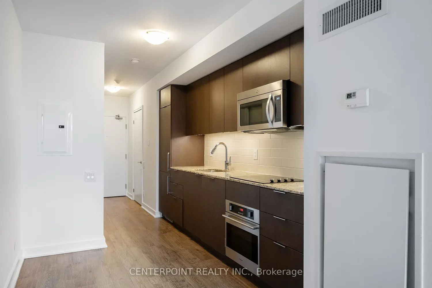 Additional image 8 of 5 Hanna Avenue 448