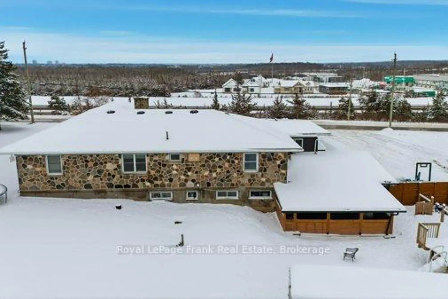 Additional image 18 of 241 Bellevue Drive