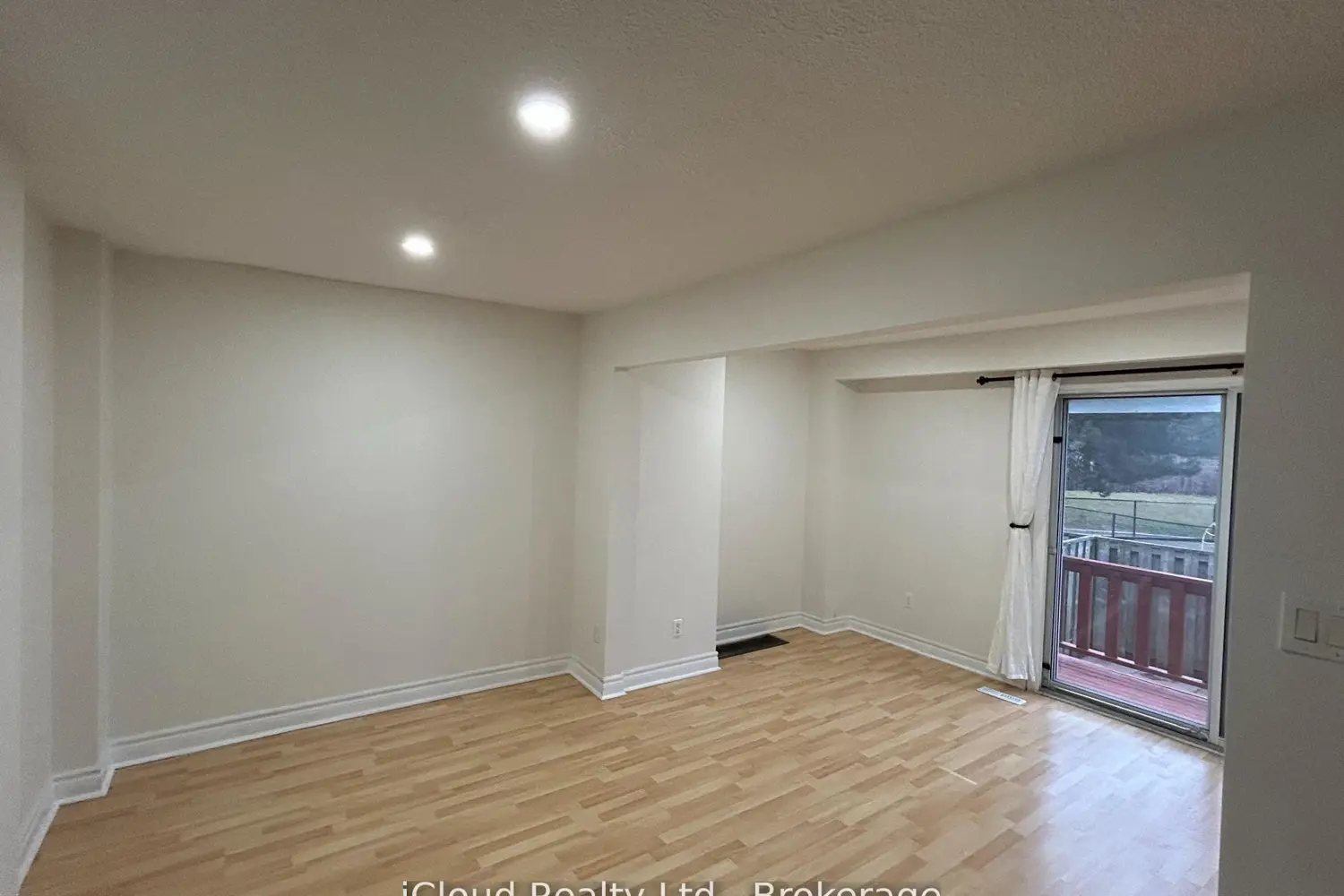 Additional image 10 of 400 Mississauga Valley Boulevard 88