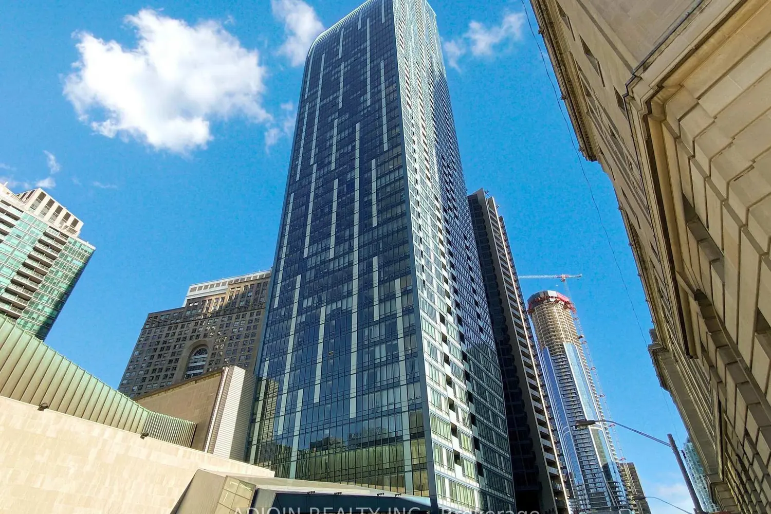 8 The Esplanade 5303