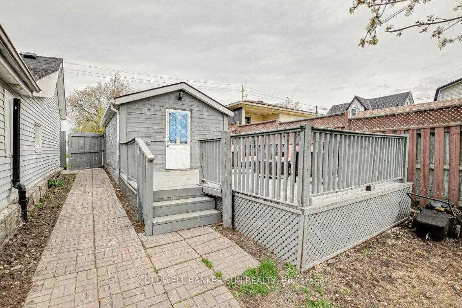 Additional image 17 of 888 Nellis Street