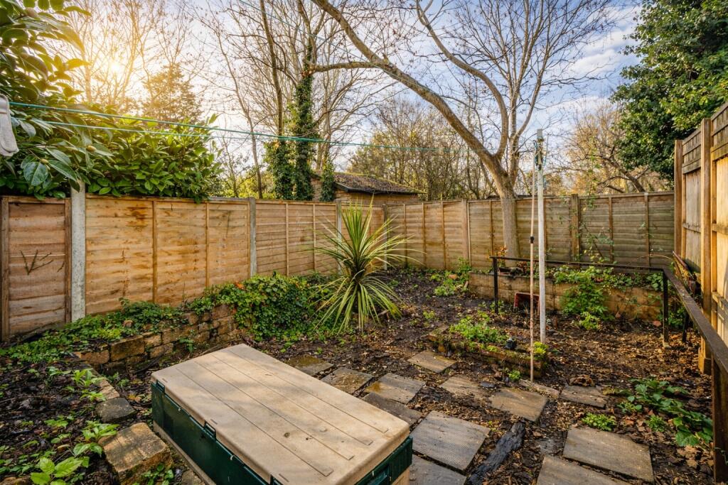 Additional image 9 of Leyland Avenue, St. Albans, Hertfordshire, AL1