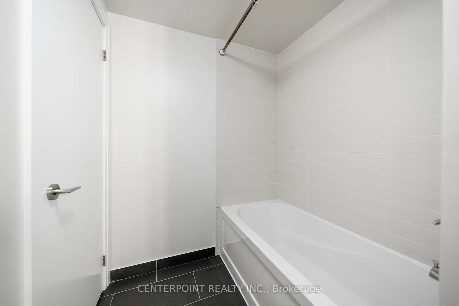 Additional image 16 of 5 Hanna Avenue 448
