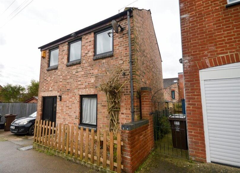 Albion Road, St Albans, AL1