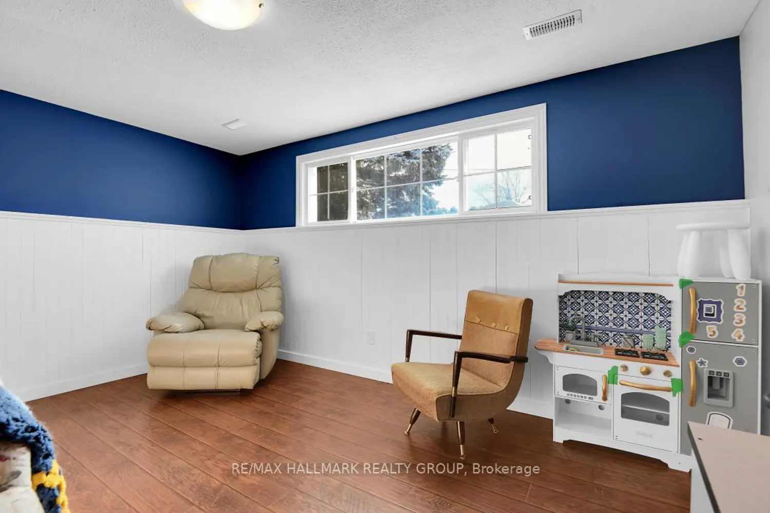 Additional image 16 of 79 Bourdeau Crescent