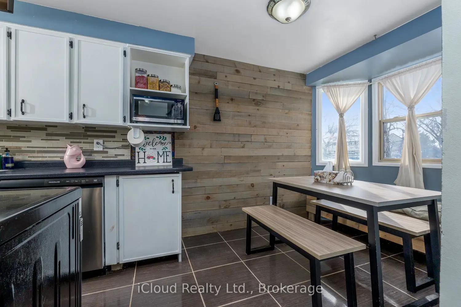 Additional image 3 of 40 Silvercreek Parkway 1