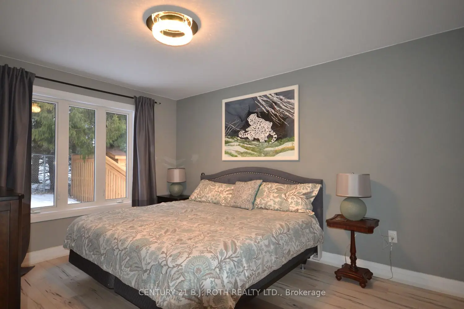 Additional image 9 of 8 Revol Road