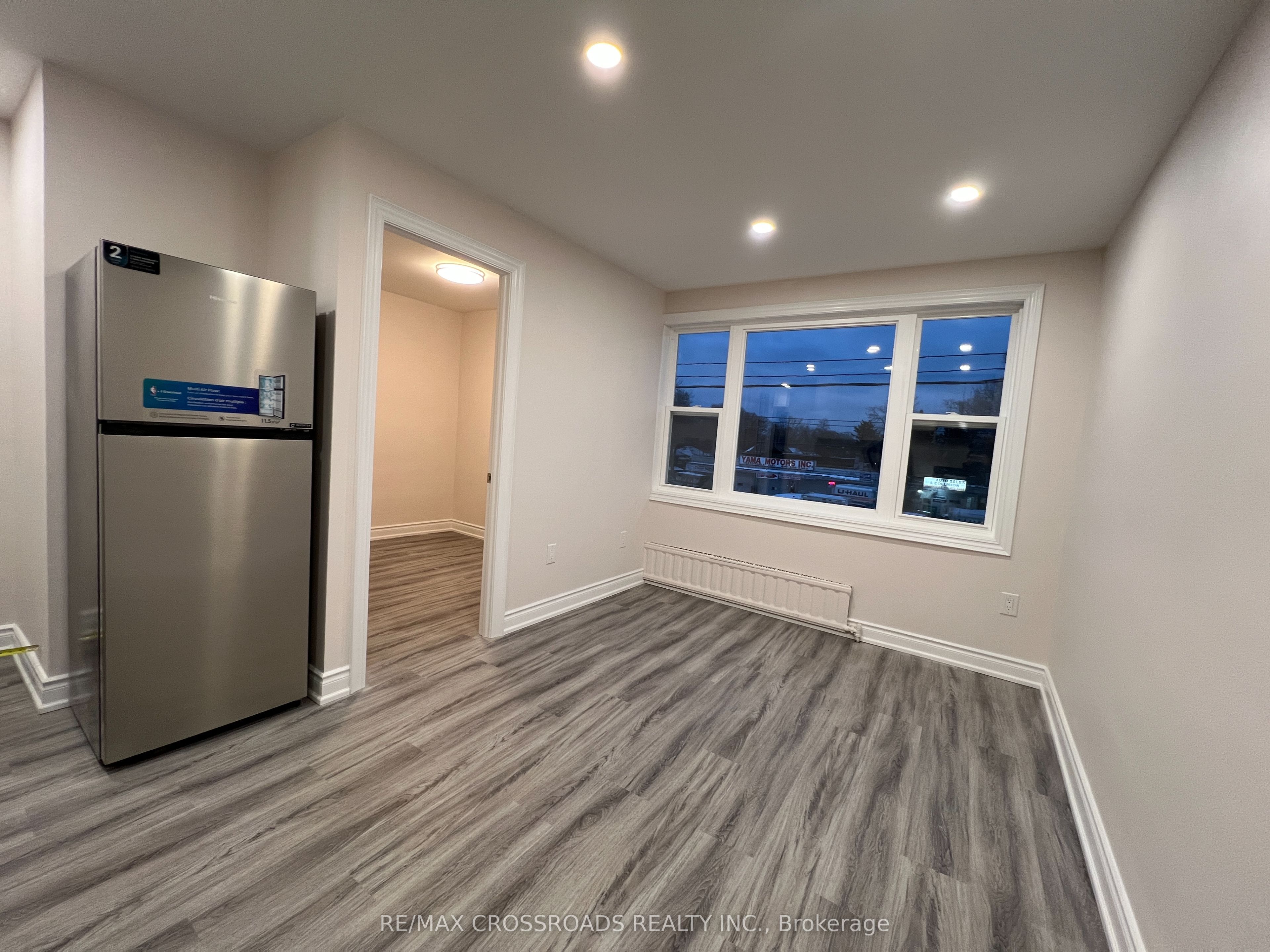 Additional image 3 of APT 1-1324B Gerrard Street E, Toronto, ON, M4L 1Z1