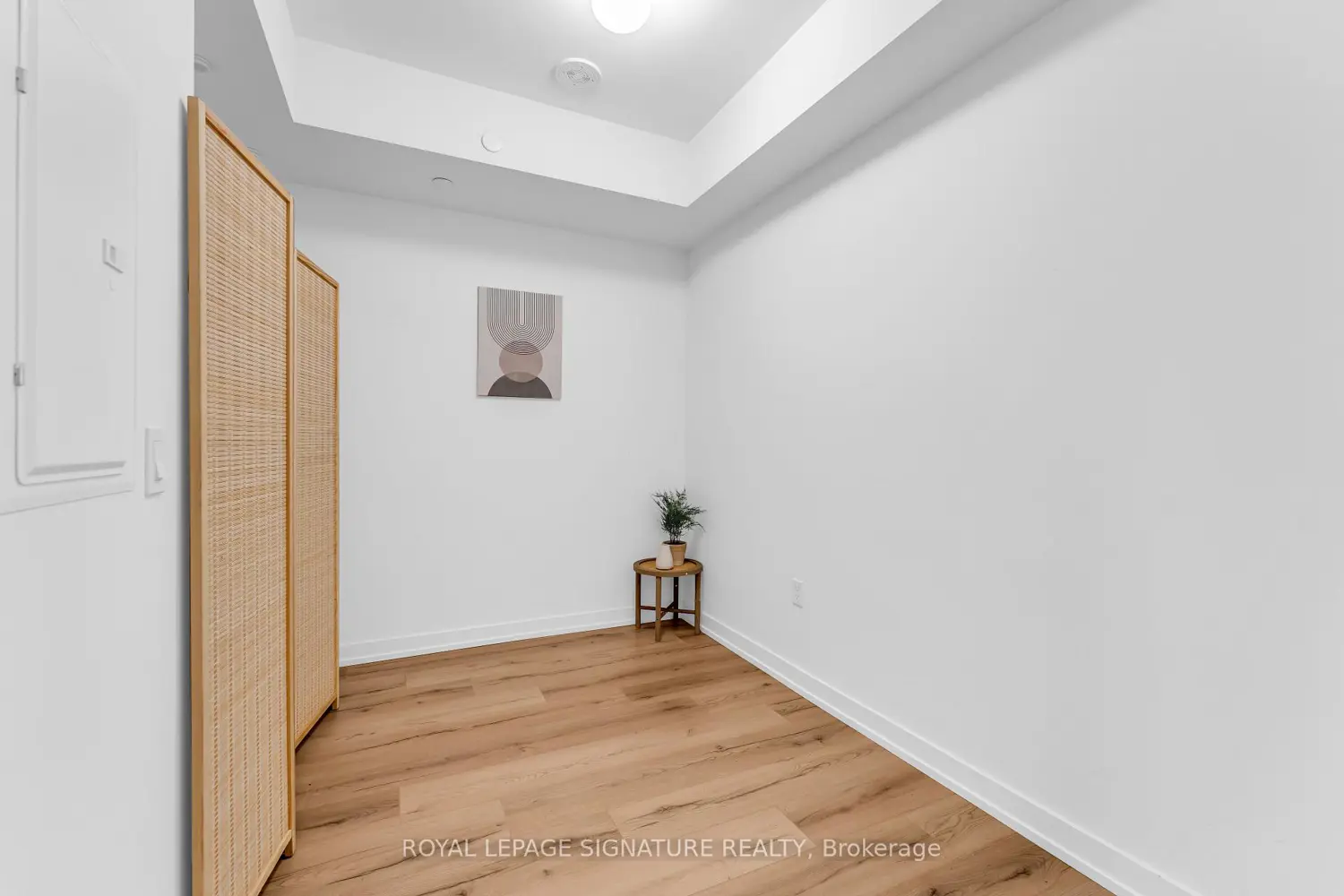 Additional image 9 of 1195 The Queensway 317