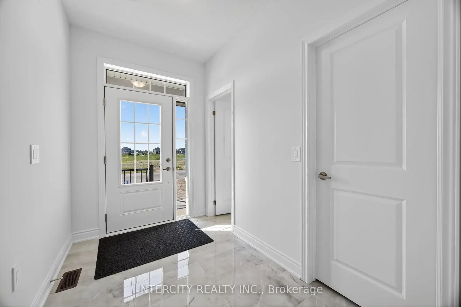 23 Avalon Drive photo 4