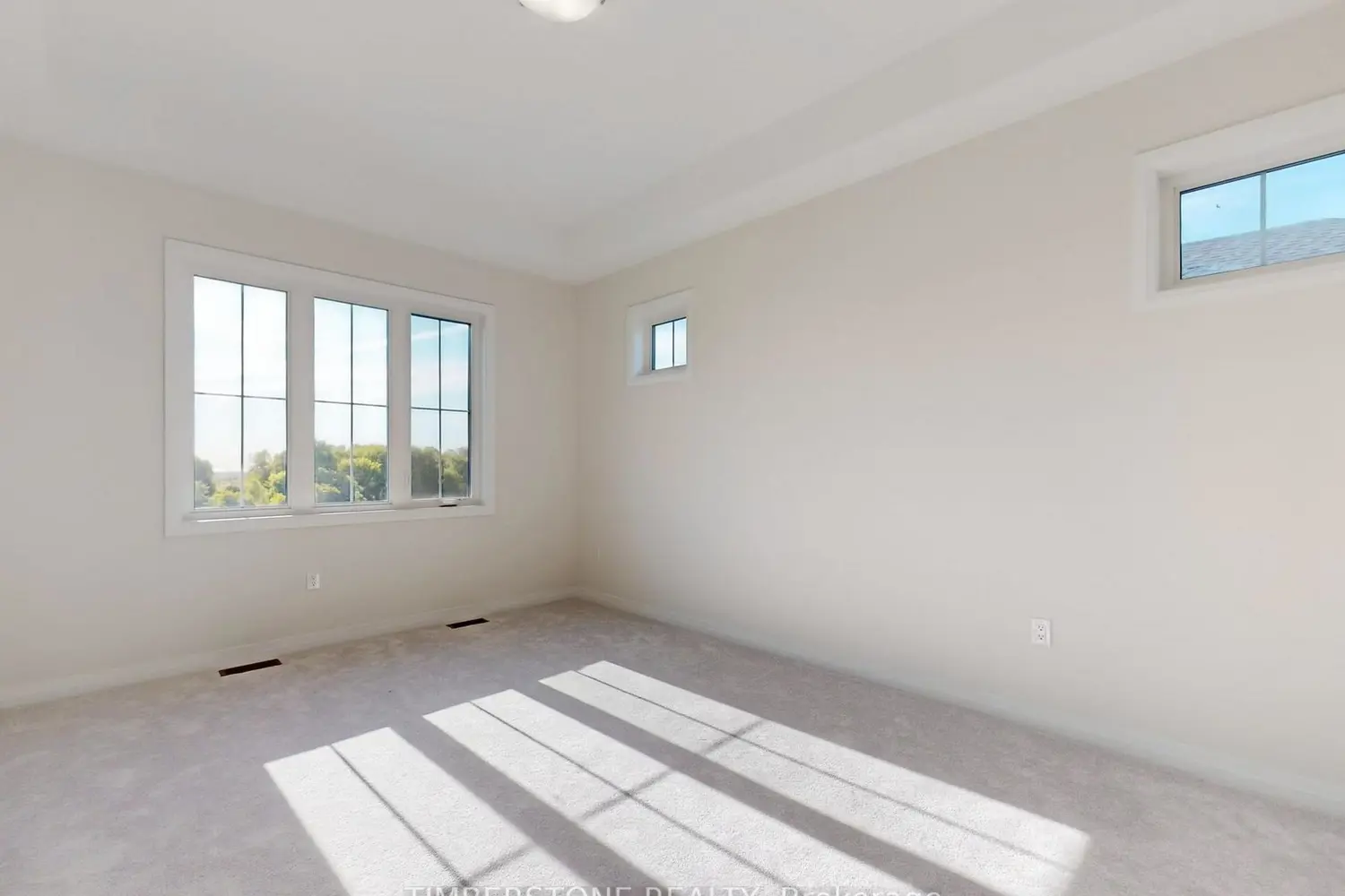 Additional image 11 of 1103 Zircon Manor