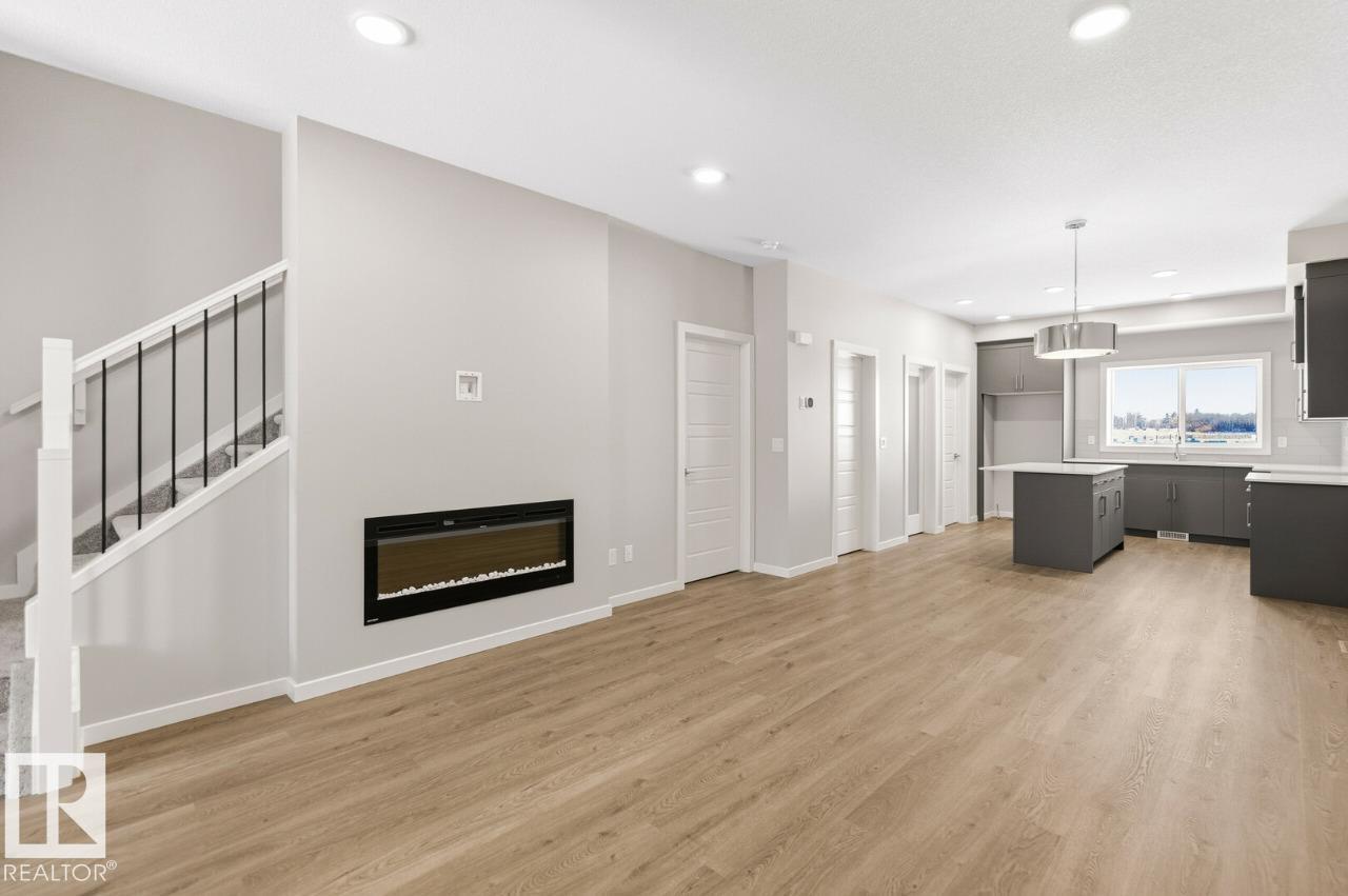 Additional image 4 of 319 Edgemont Drive NW, Edmonton, AB, T6M3G7