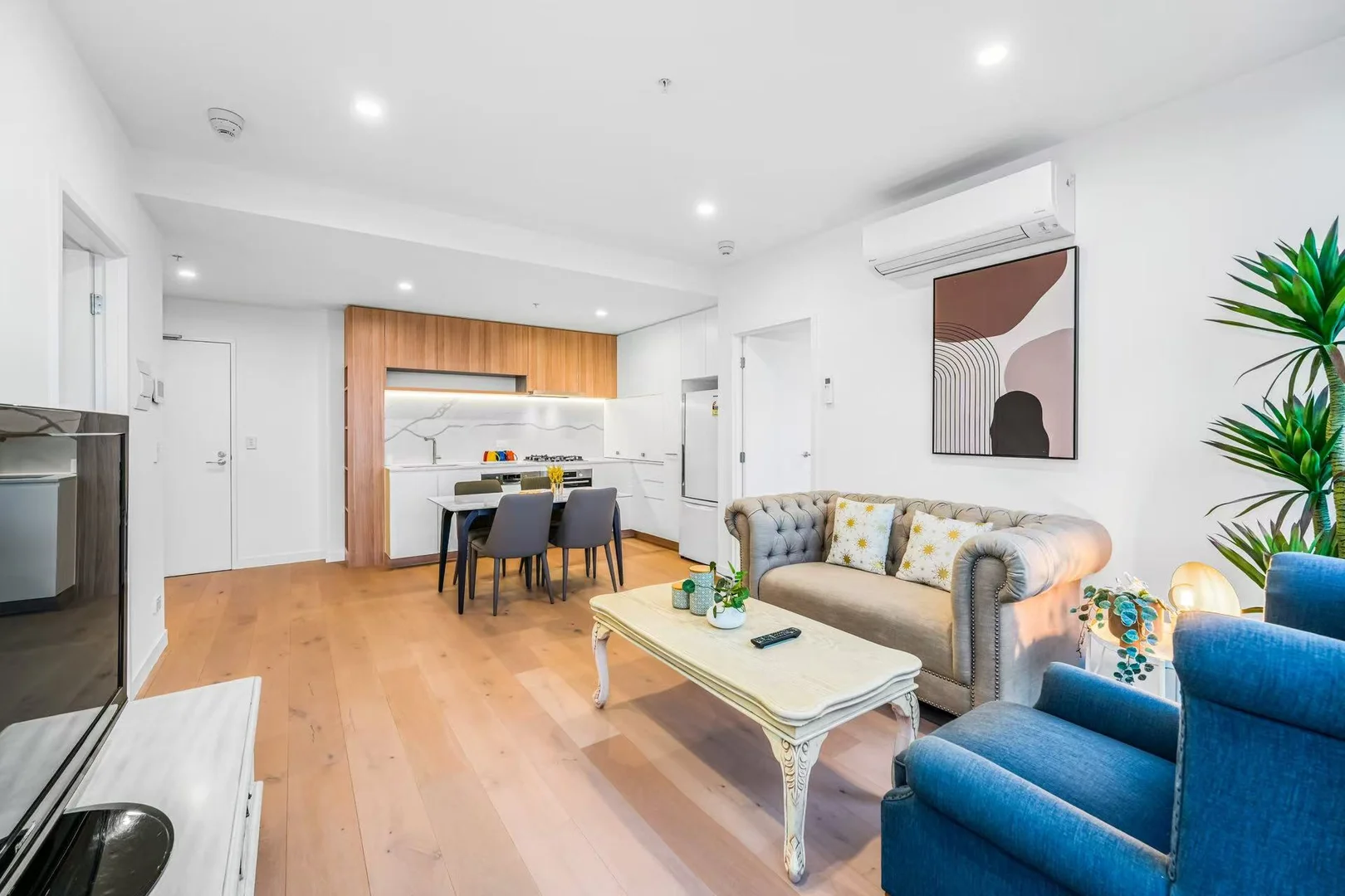 Additional image 2 of 402/17-19 arnold, Box Hill VIC 3128