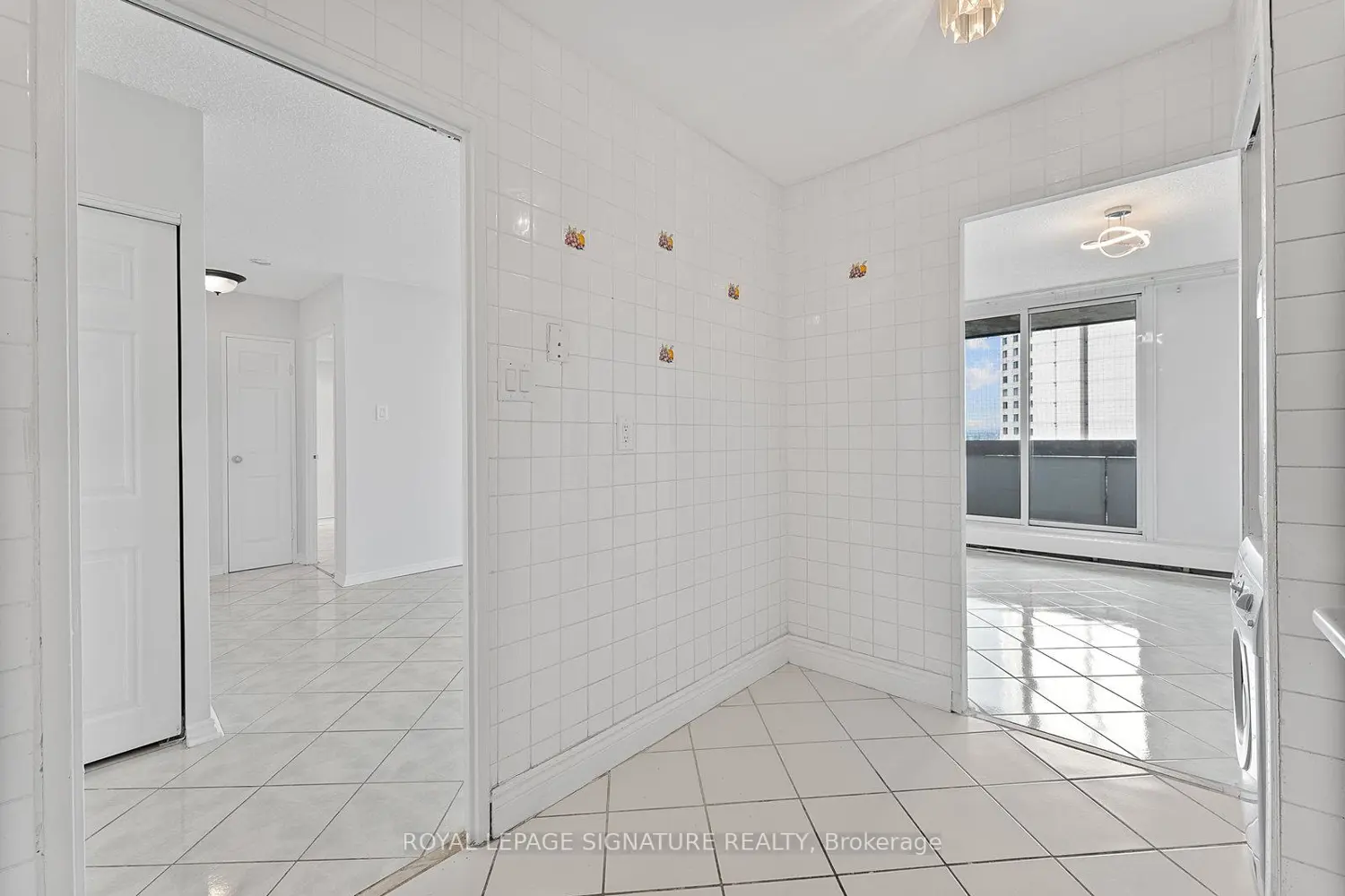 Additional image 11 of 5 San Romanoway #906