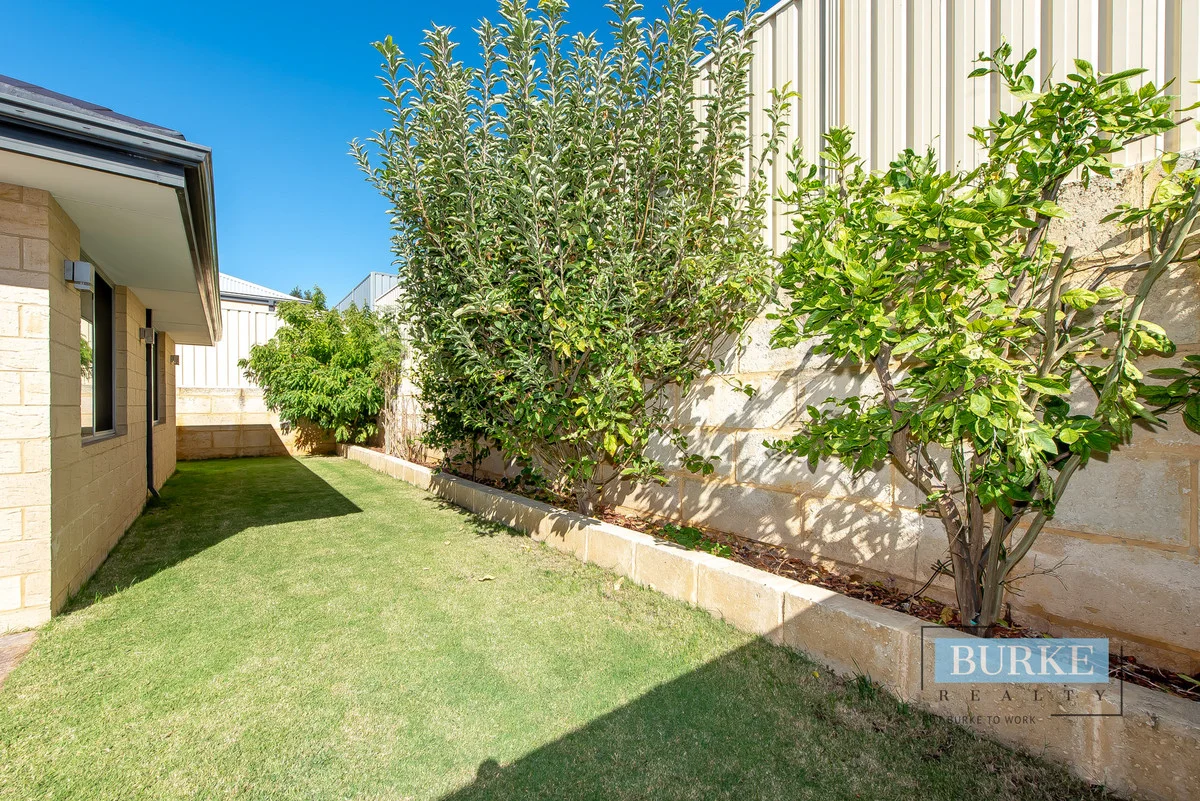 Additional image 22 of 13 Grenache Chase, Pearsall WA 6065