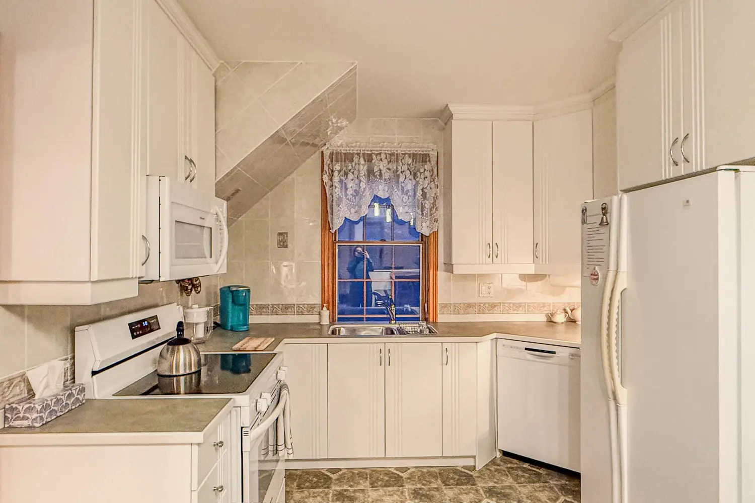 Additional image 9 of 166 Queen Street