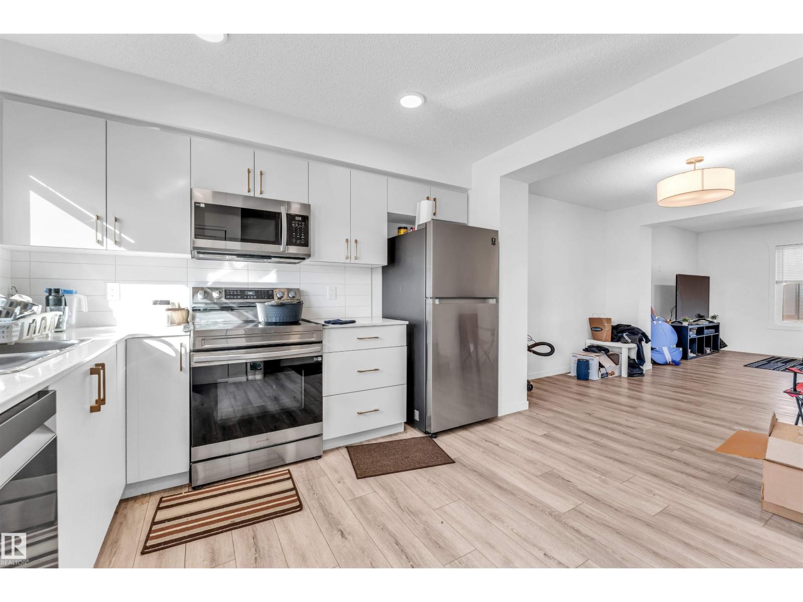 Additional image 4 of 1106 Aster Boulevard NW, Edmonton, AB, T6T2V2