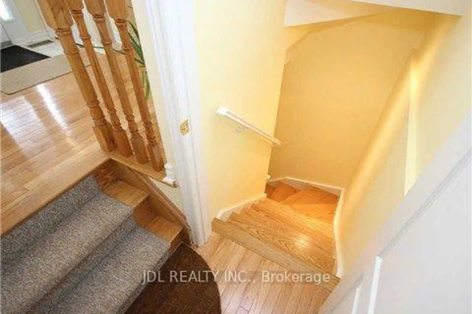 Additional image 12 of 1919 Bur Oak Avenue