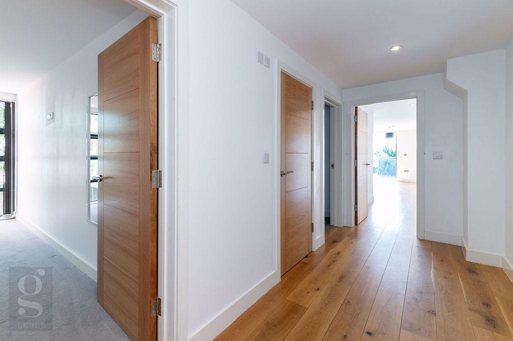 Additional image 11 of 2 bed flat for saleGreyfriars Avenue, Hereford HR4