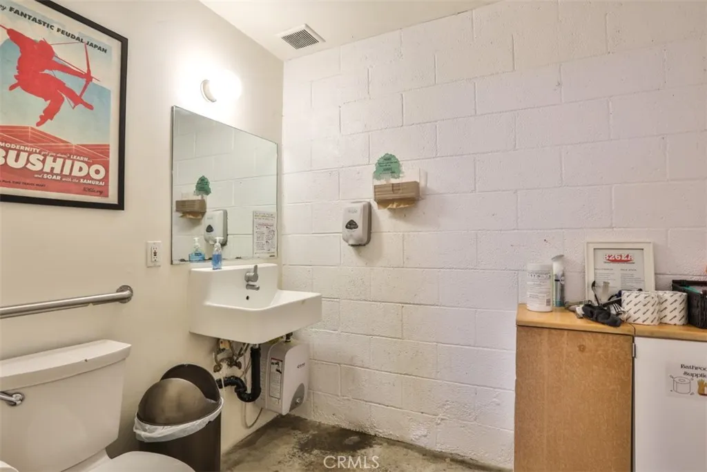 Additional image 30 of 12513 Venice Blvd, Los Angeles, CA 90066