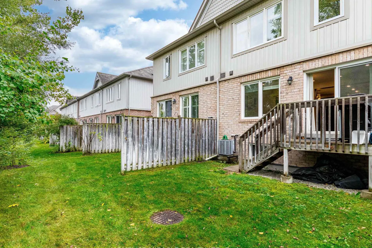 Additional image 18 of 1035 Victoria Road 143