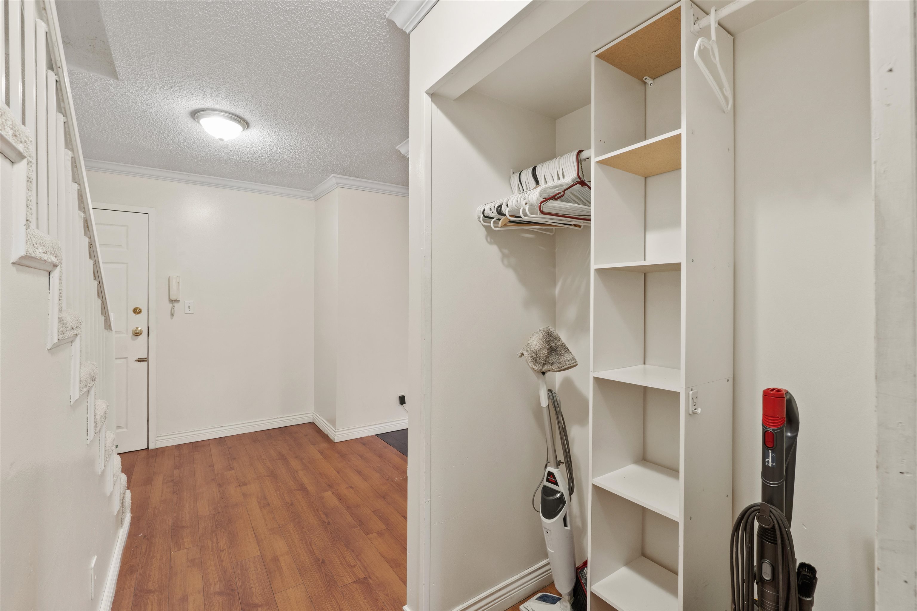 Additional image 4 of 204-7165 133 Street, Surrey, BC, V3W 7Z6