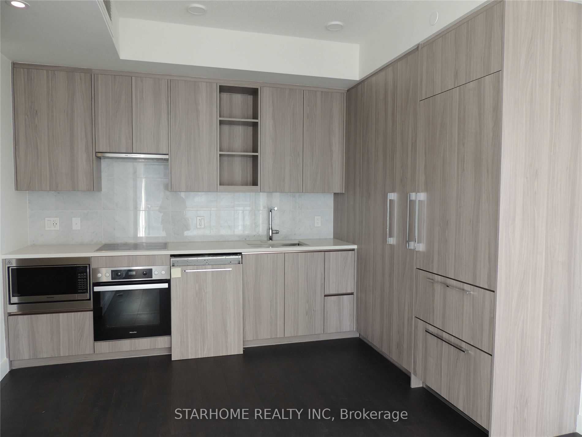 Additional image 3 of 1006-95 Mcmahon Drive, Toronto, ON, M2K 0H2