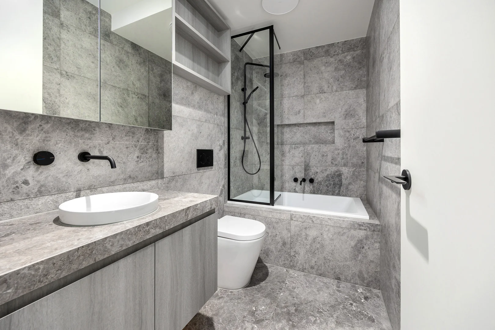 Additional image 8 of 3/243 Balaclava Road, Caulfield North VIC 3161