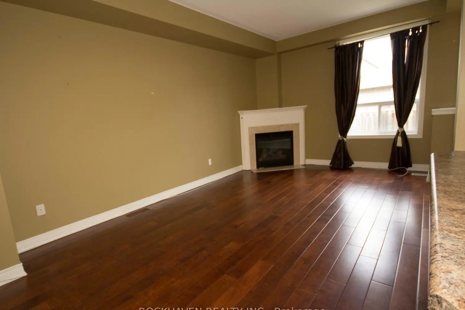 Additional image 3 of 108 Marina Point Crescent