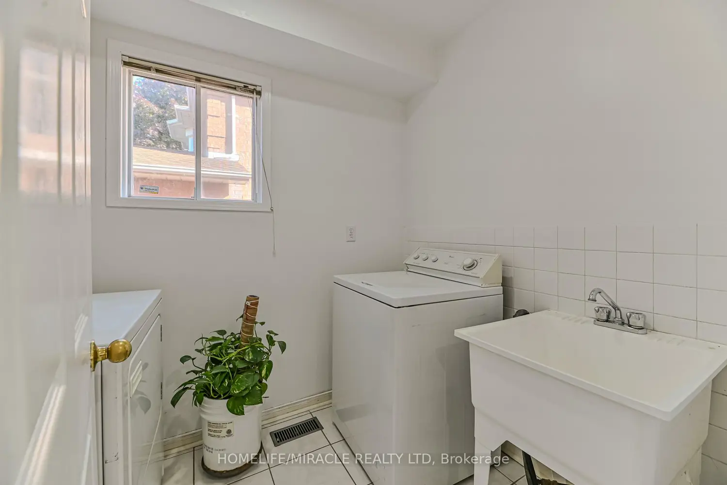 Additional image 6 of 36 Letty Avenue