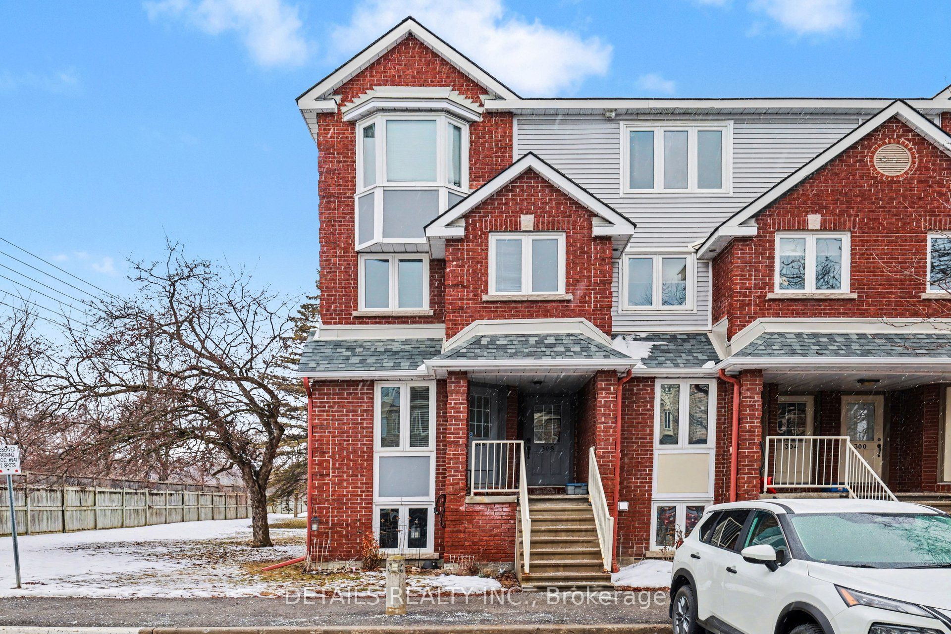 306 Briston Private, Ottawa, ON, K1G 5R1