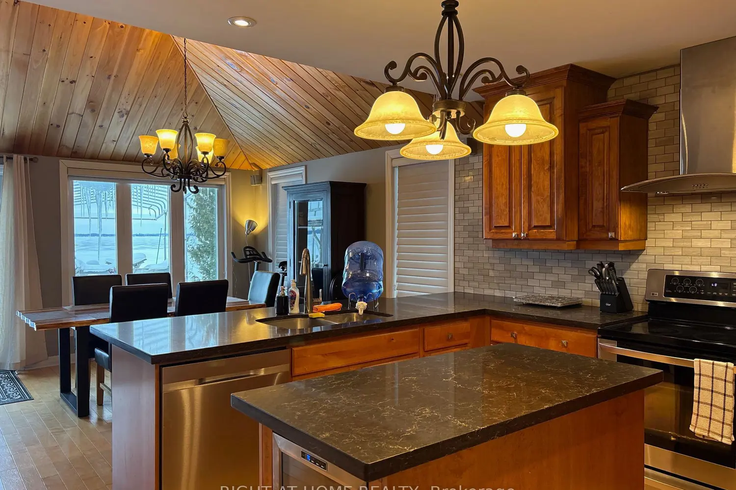 Additional image 2 of 407 Limerick Street