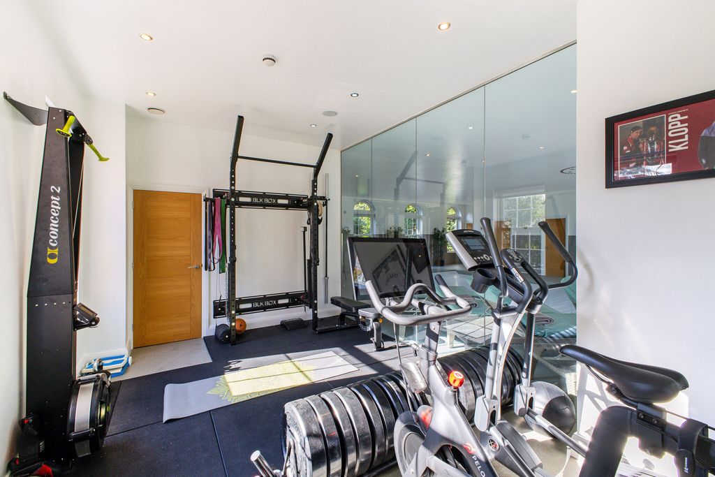 Additional image 14 of 8 bed detached house for saleOakfield Road, Harpenden AL5