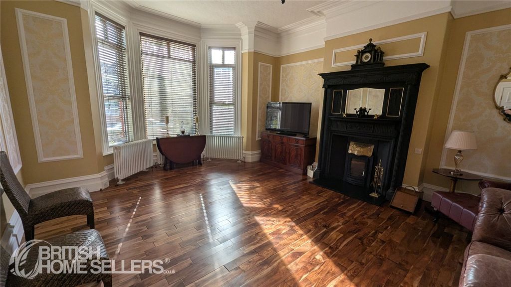 Additional image 6 of 6 bed semi-detached house for salePark Road, Hartlepool, Durham TS26